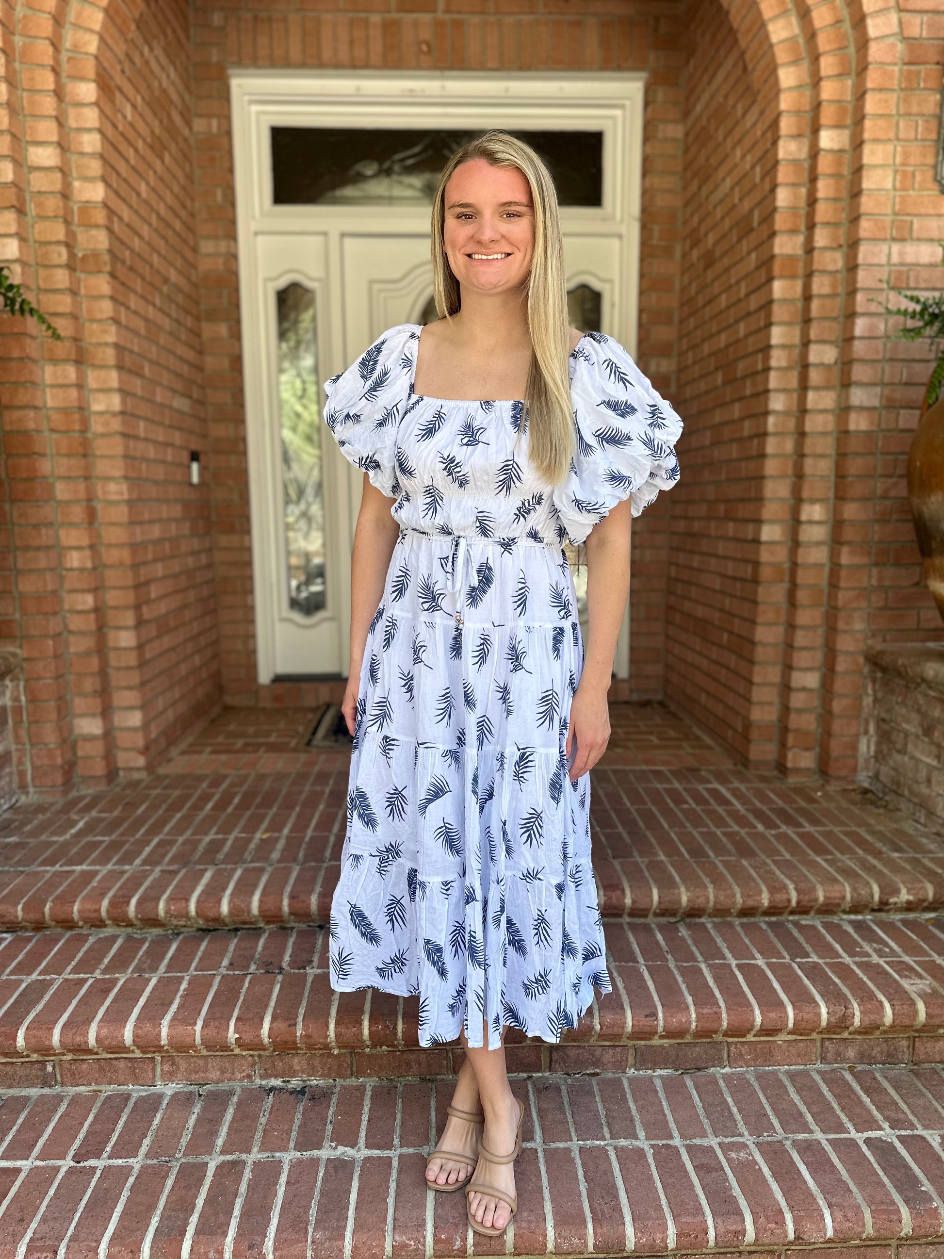 Floral Puff Sleeve Tiered Midi Dress - White / S Floral Puff Sleeve Tiered Midi Dress - White / S